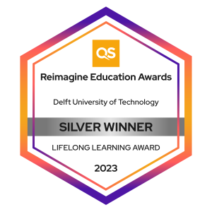 badge announcing silver winner in category LifeLong learning of the QS Reimagine Education Awards